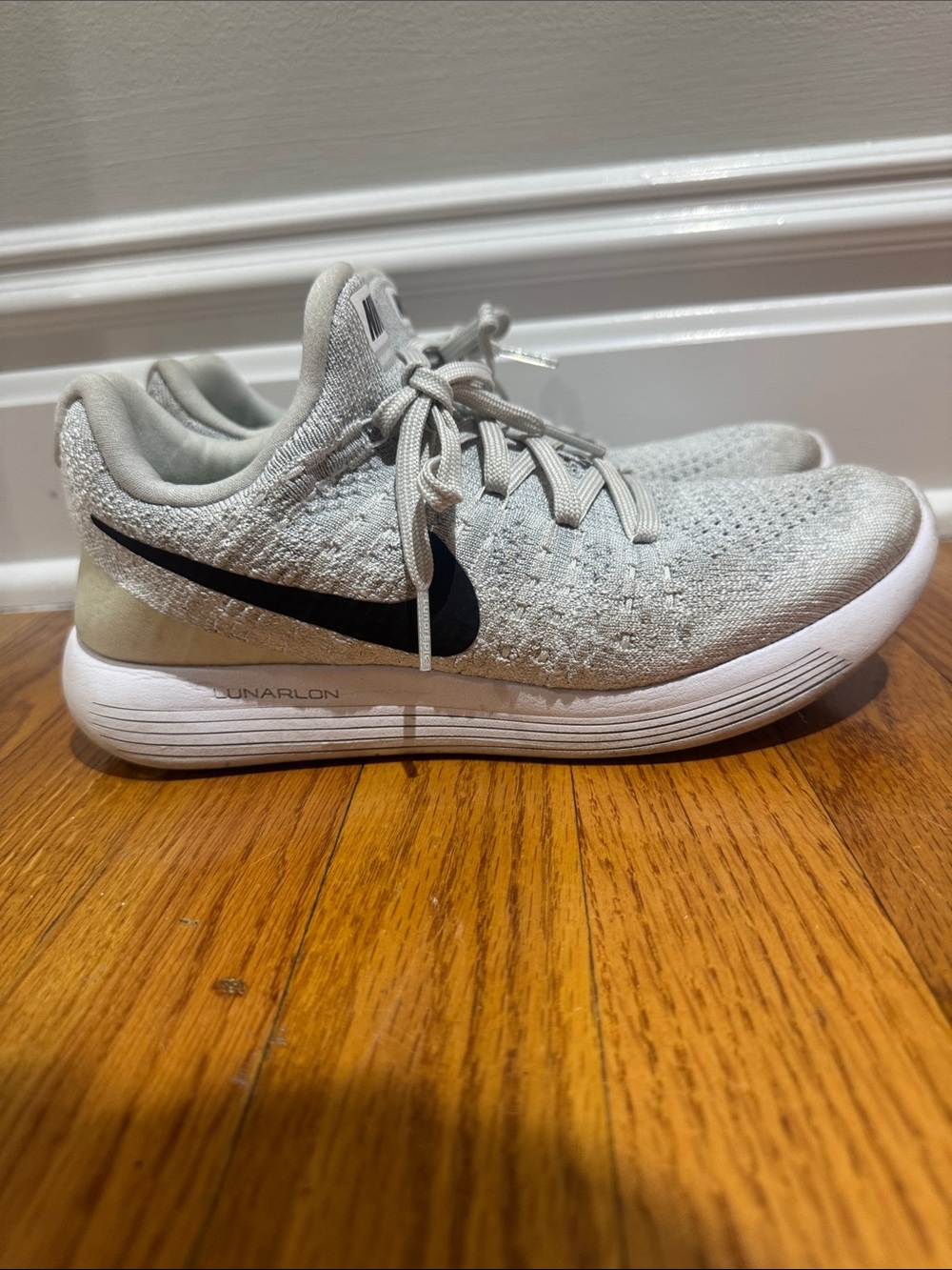 Nike Lunarlon Flyknit Sneakers with Black Swoosh 8